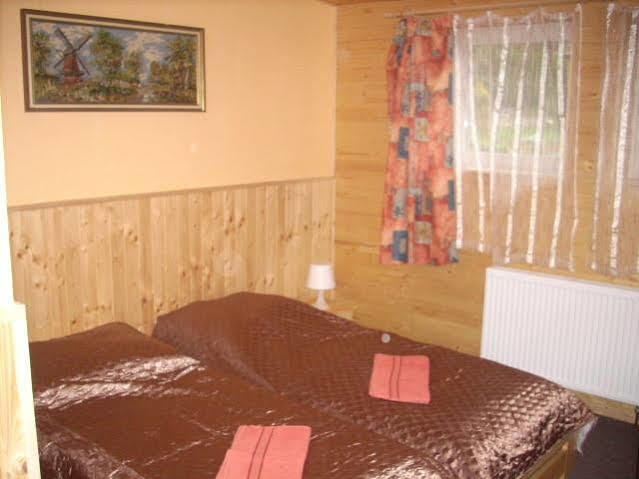 Penzion Radosov Ubytovani V Soukromi Kyselka  Exterior foto