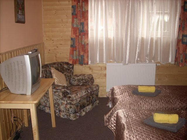 Penzion Radosov Ubytovani V Soukromi Kyselka  Exterior foto